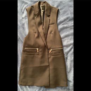 Beautiful vest blazer in black/adjustable